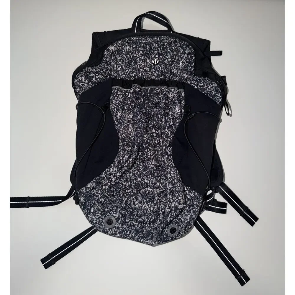 Lululemon Run All Day Backpack Splatter Reflective